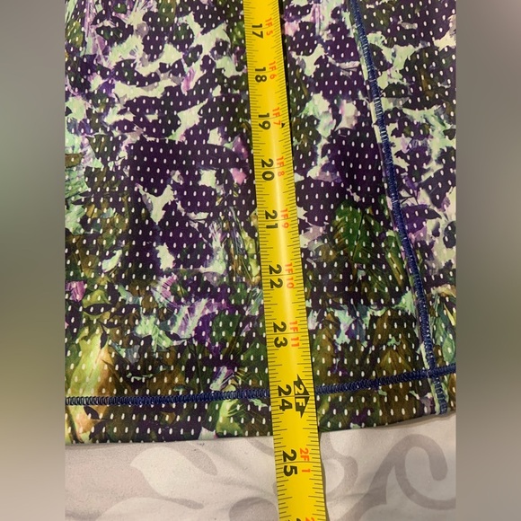 Lululemon Running In The City Tank FSWM Size 8 NWT - Picture 6 of 6